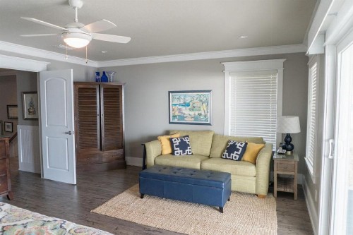 Southern Comfort - Beautiful Private Beachfront Home! - image 24