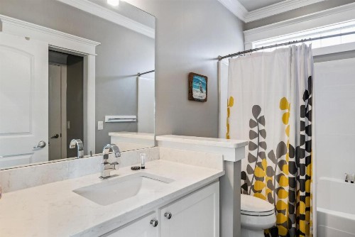 Southern Comfort - Beautiful Private Beachfront Home! - image 27