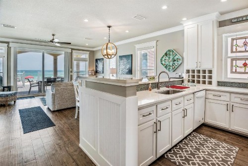 Southern Comfort - Beautiful Private Beachfront Home! - image 33