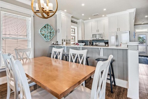 Southern Comfort - Beautiful Private Beachfront Home! - image 34