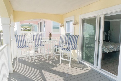 Southern Comfort - Beautiful Private Beachfront Home! - image 49