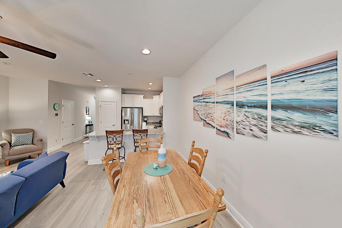 Sandpiper Shores - Pool Near Beach Sports Complex townhouse - image 4
