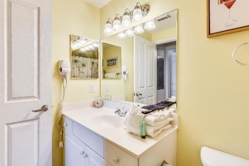 Celadon Beach Resort #1106 by Book That Condo - image 8