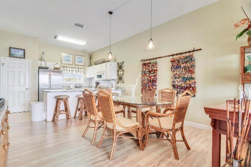 Seaside Pointe by Book That Condo - image 10