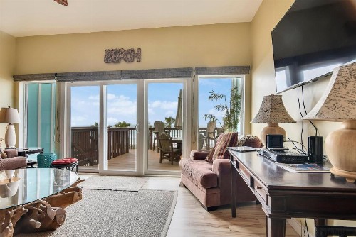 Seaside Pointe by Book That Condo - image 7