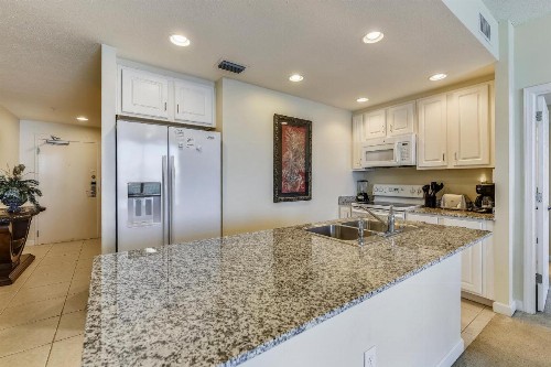 Sterling Reef #1403 by Book That Condo - image 5