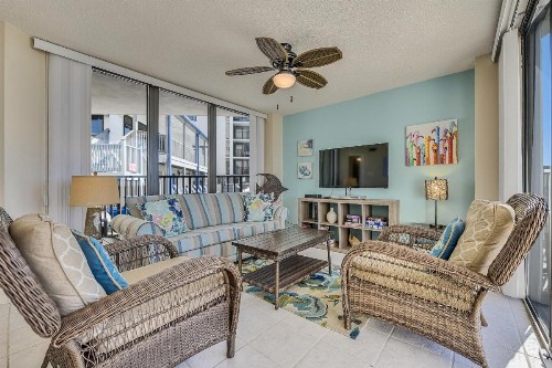Aquavista Condominiums #206-W by Book That Condo - image 5