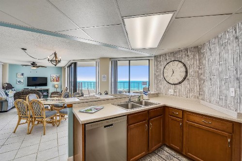 Aquavista Condominiums #206-W by Book That Condo - image 7