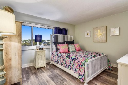Pinnacle Port #115A by Book That Condo - image 11