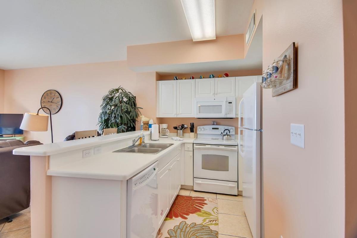 Celadon Beach Resort by #2303 Book That Condo - image 6