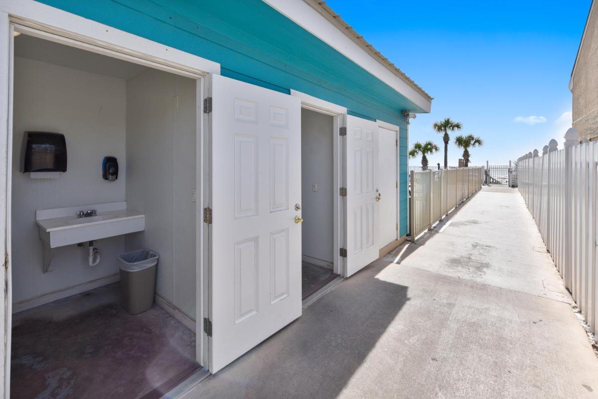 Gulf Highlands #208 by Book That Condo - main image