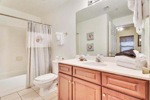 Ocean Villa Condos #1801 by Book That Condo - image 7