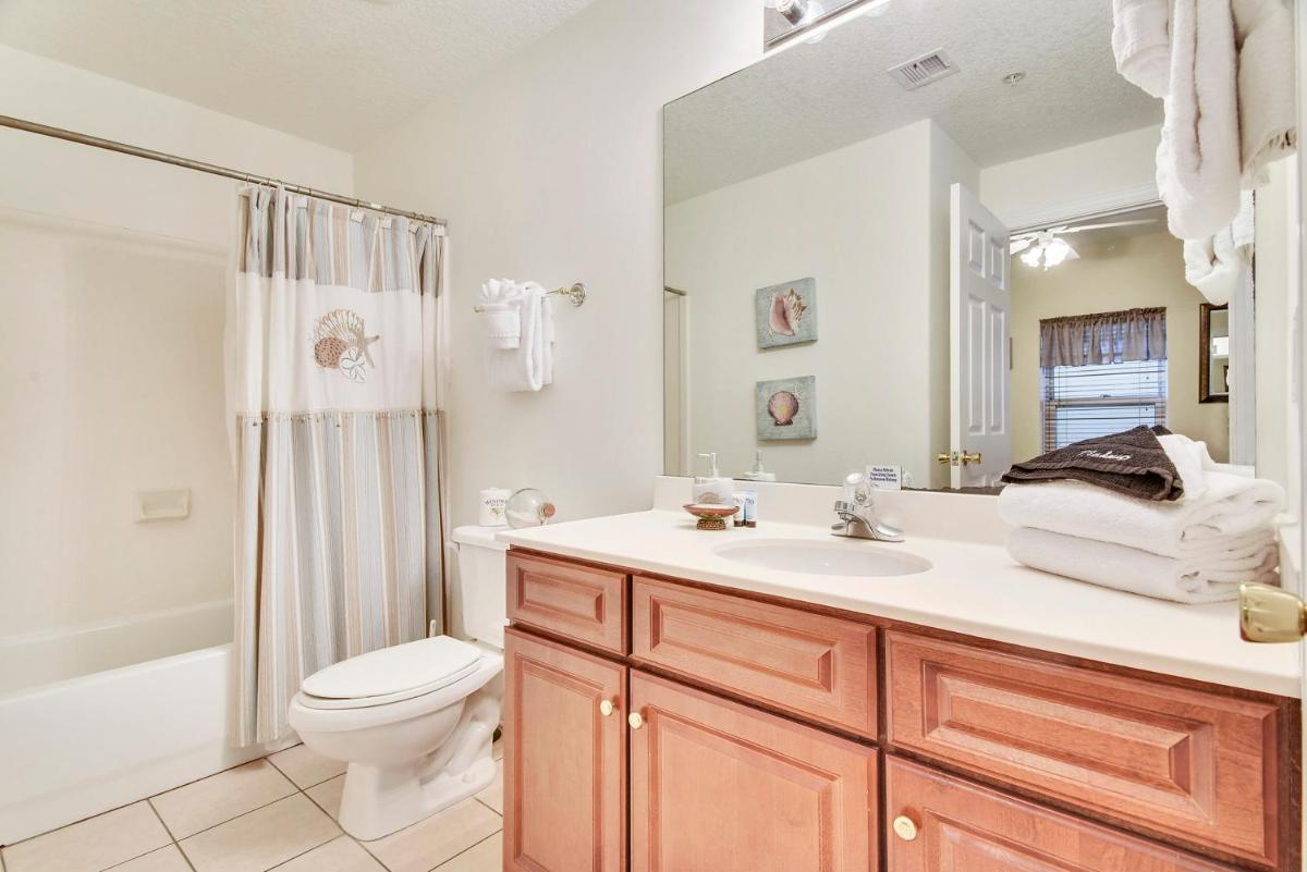 Ocean Villa Condos #1801 by Book That Condo - image 7