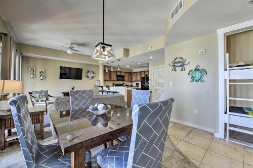 Coastal Condo with Ocean Views and Pool Access! - image 8