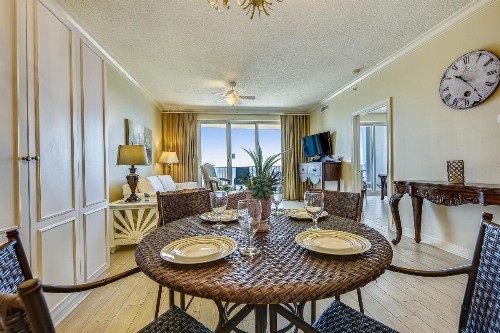 Twin Palms Resort #1404 by Book That Condo - image 1