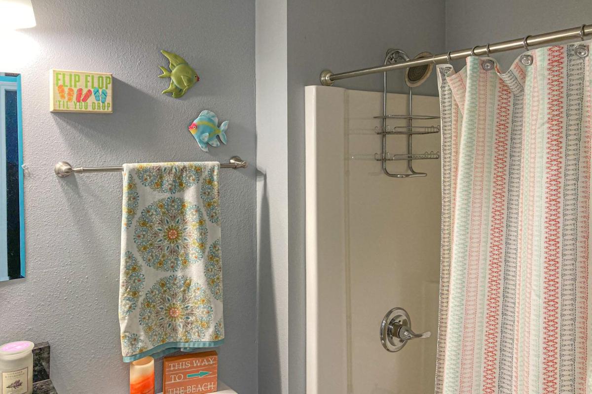 Our Wine Down Beach House - image 5