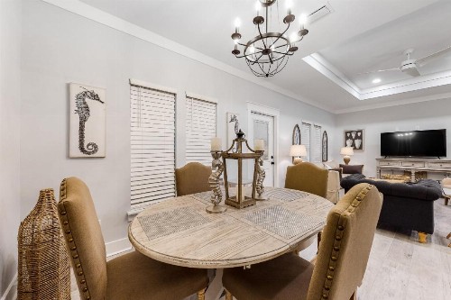 West End Beach Cottage - image 4