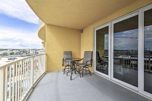New! PCB Escape with Ocean Views Walk to Pier Park! - image 15