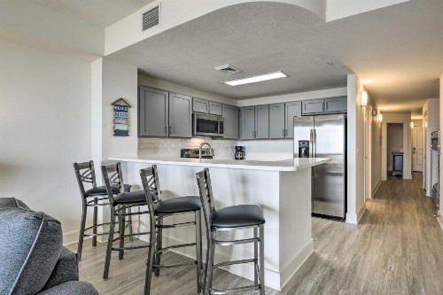 New! PCB Escape with Ocean Views Walk to Pier Park! - image 7