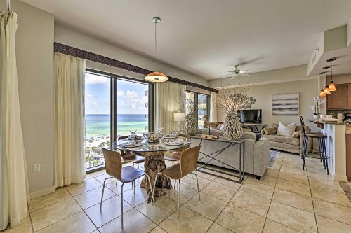 PCB Condo Ocean View Balcony and Beach Access - image 4