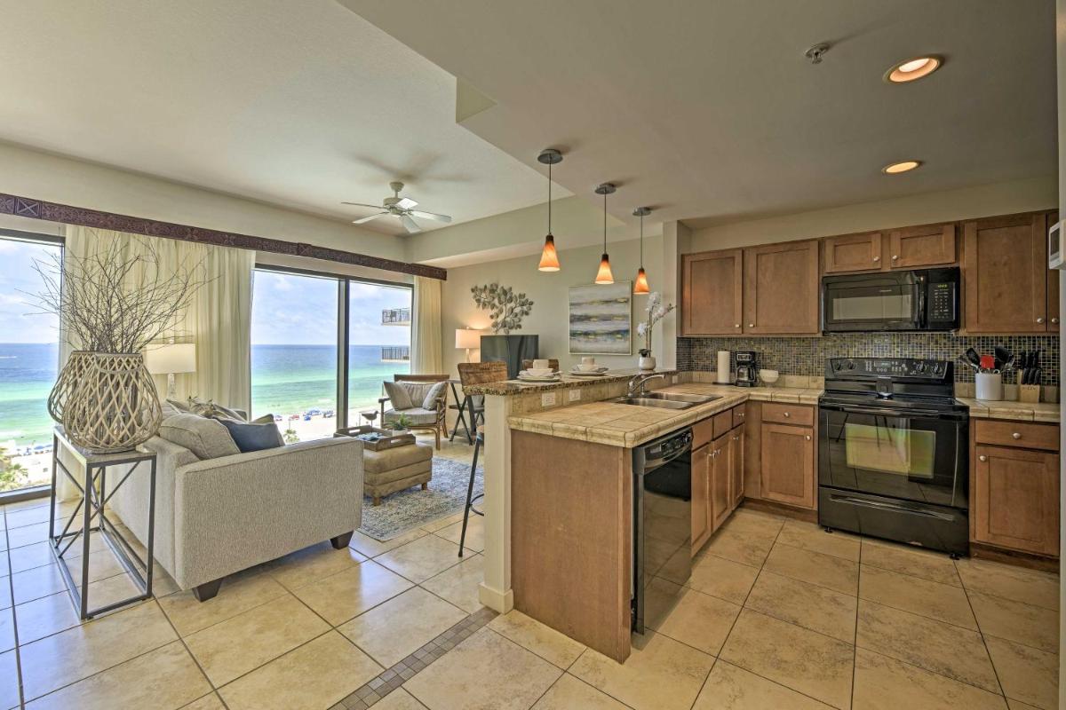 PCB Condo Ocean View Balcony and Beach Access - image 7