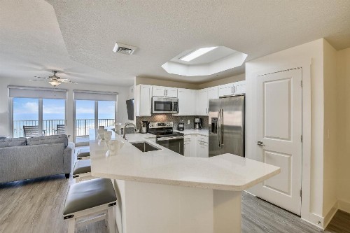 Calypso Resort and Towers #1101-3 by Book That Condo - image 9