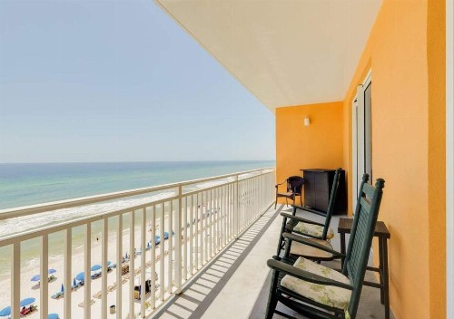 Splash Resort Condos by MC Luxury Rentals - image 11