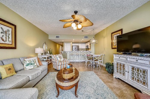 Majestic Beach Resort #1303-2 by Book That Condo - image 6