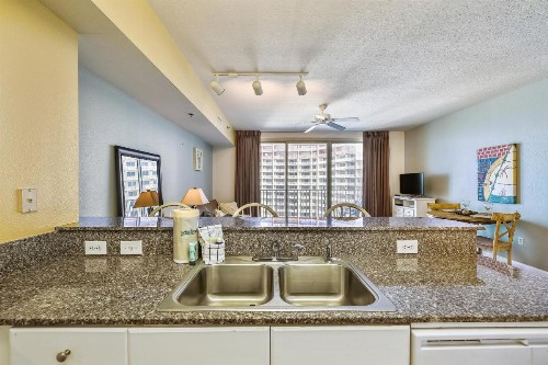 Shores of Panama #1725 at Book That Condo - image 11