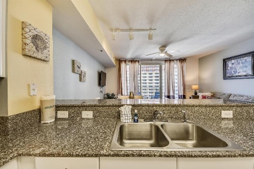 Shores of Panama #1727 at Book That Condo - image 7