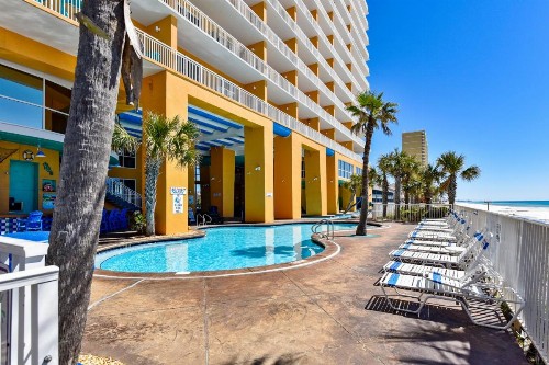 Splash Beach Resort #1705-W by Book That Condo - image 13