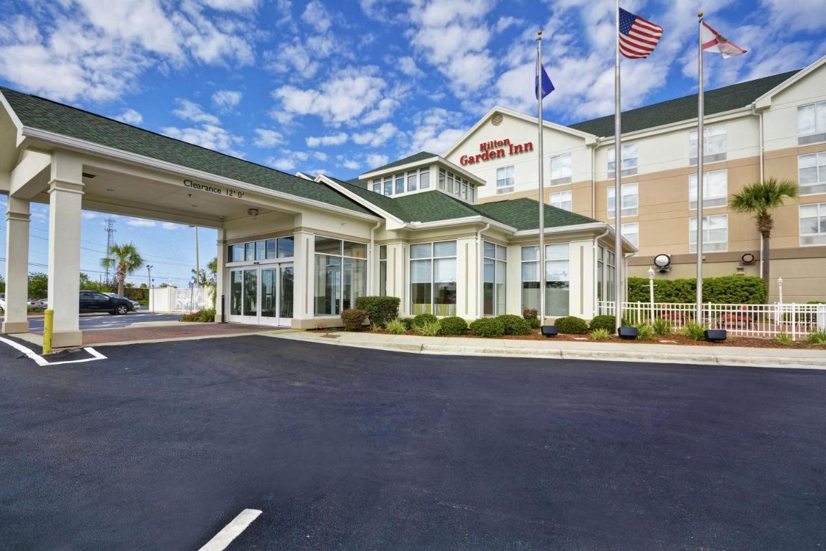 Hilton Garden Inn Panama City - main image