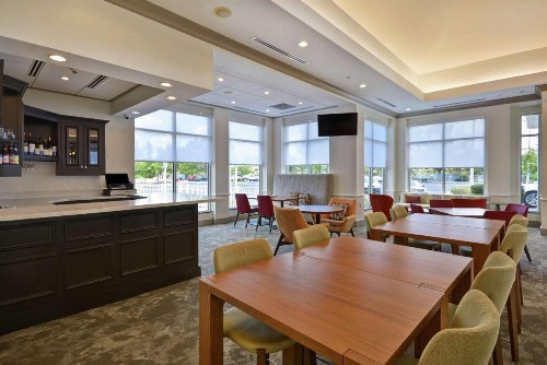 Hilton Garden Inn Panama City - image 13