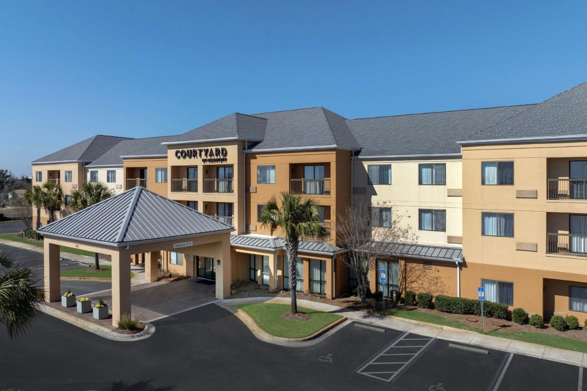 Courtyard by Marriott Panama City - image 2