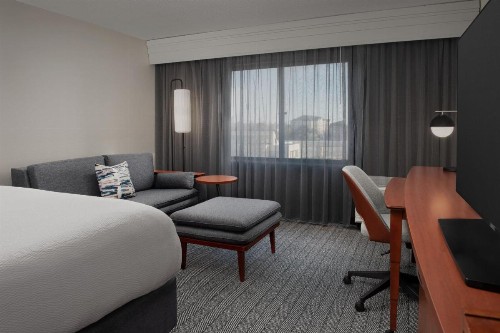 Courtyard by Marriott Panama City - image 9