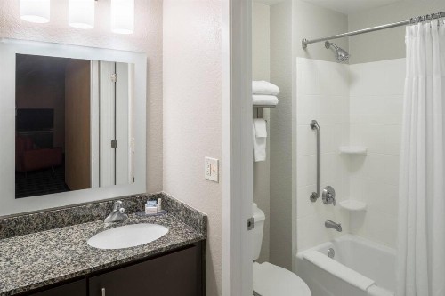 TownePlace Suites by Marriott Panama City - image 17