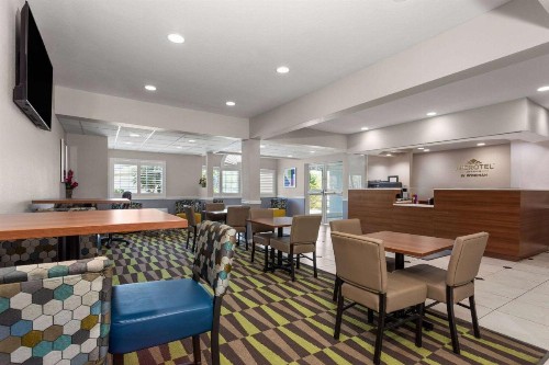 Microtel Inn & Suites by Wyndham Panama City - image 14