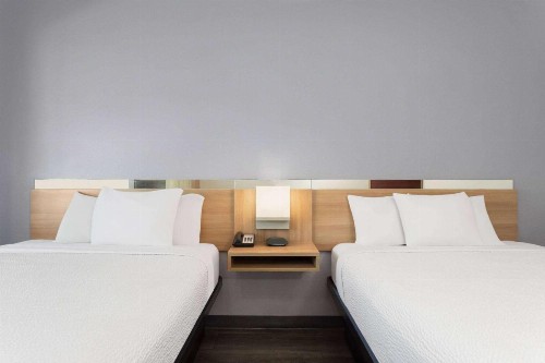 Microtel Inn & Suites by Wyndham Panama City - image 4