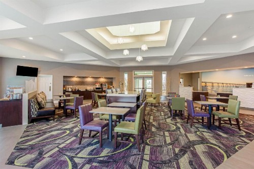 La Quinta Inn & Suites by Wyndham Panama City - image 21