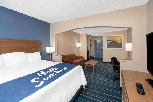 Days Inn by Wyndham Panama City - image 21