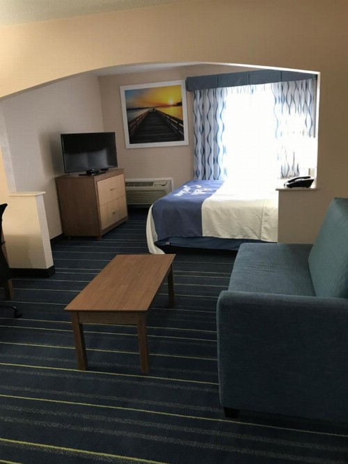 Days Inn by Wyndham Panama City - image 36
