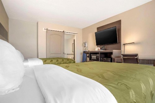 Quality Inn & Conference Center Panama City - image 16