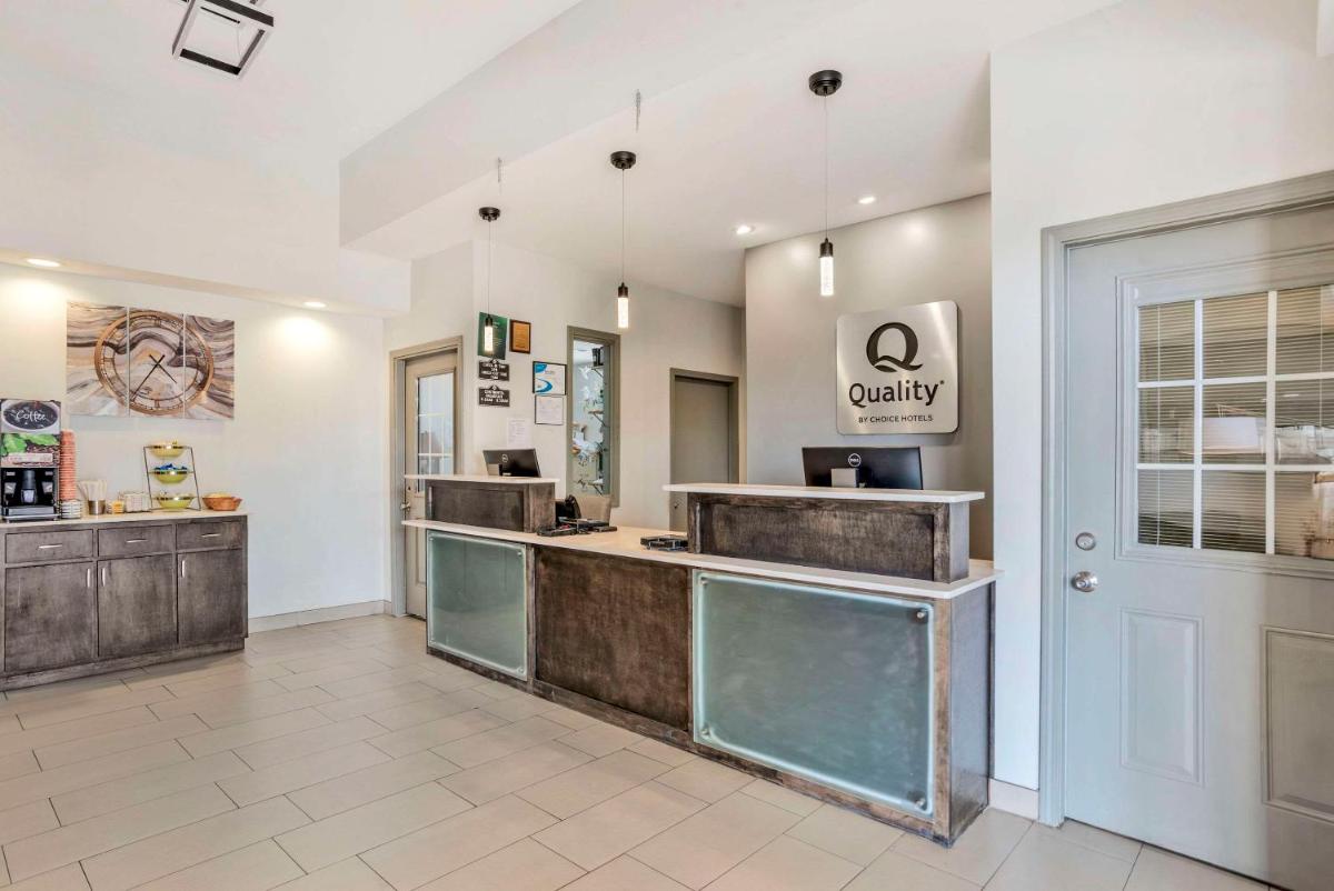 Quality Inn & Conference Center Panama City - image 4