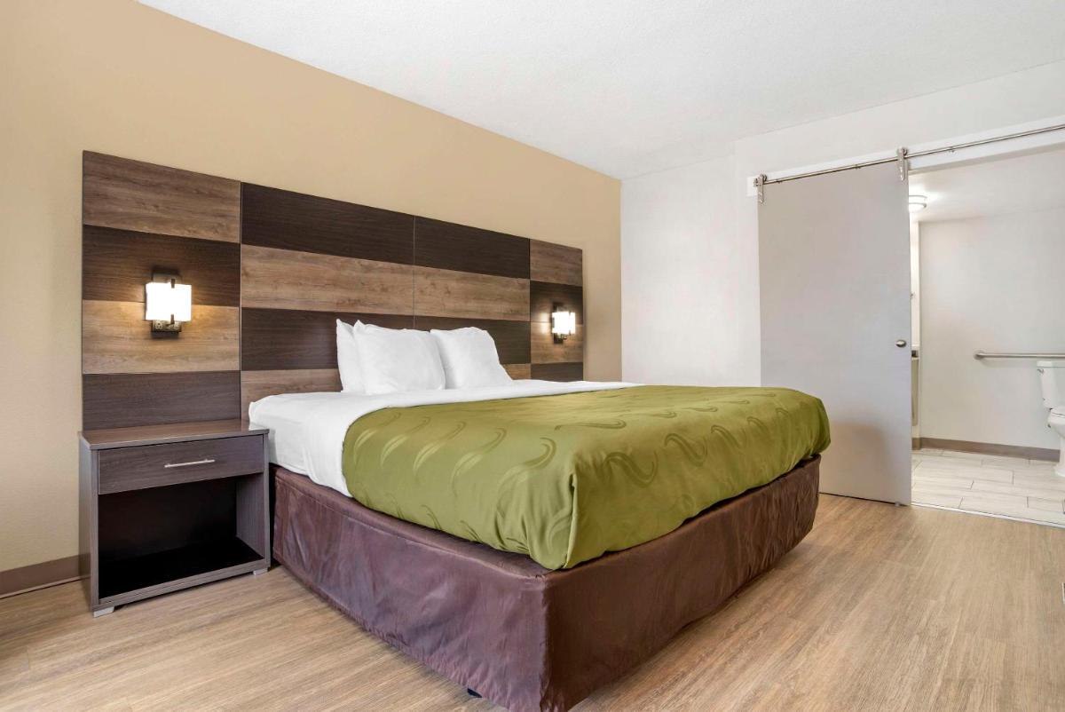 Quality Inn & Conference Center Panama City - image 6