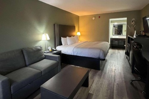 Quality Inn & Suites Panama City - image 16