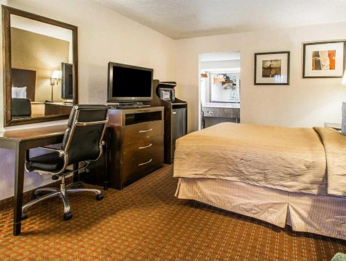 Quality Inn & Suites Panama City - image 19