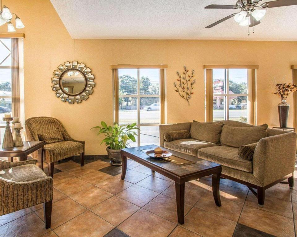 Quality Inn & Suites Panama City - image 5