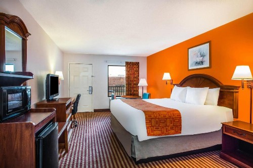 Howard Johnson by Wyndham Panama City - image 26