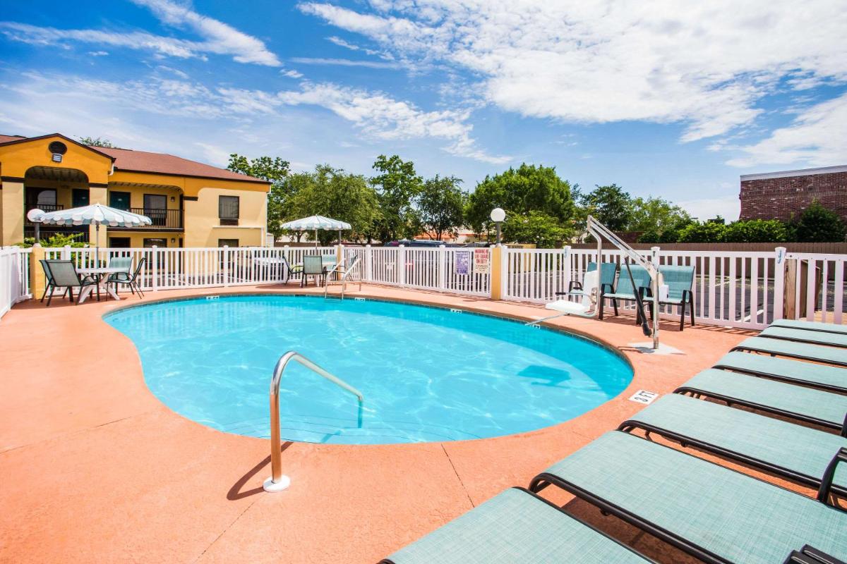 Howard Johnson by Wyndham Panama City - image 6