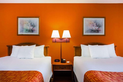 Howard Johnson by Wyndham Panama City - image 9